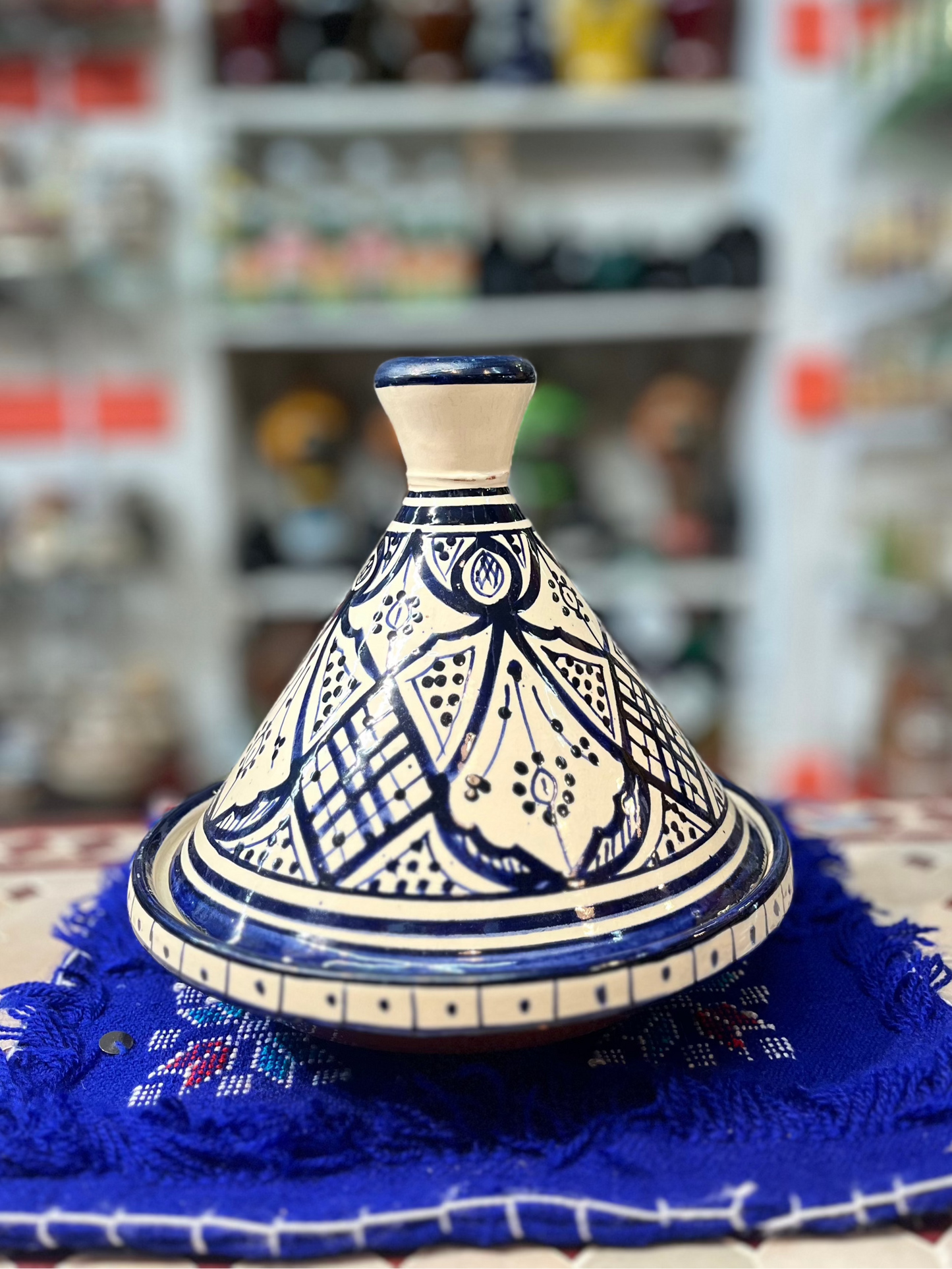 Medium Essence of Atlas Serving Tagine