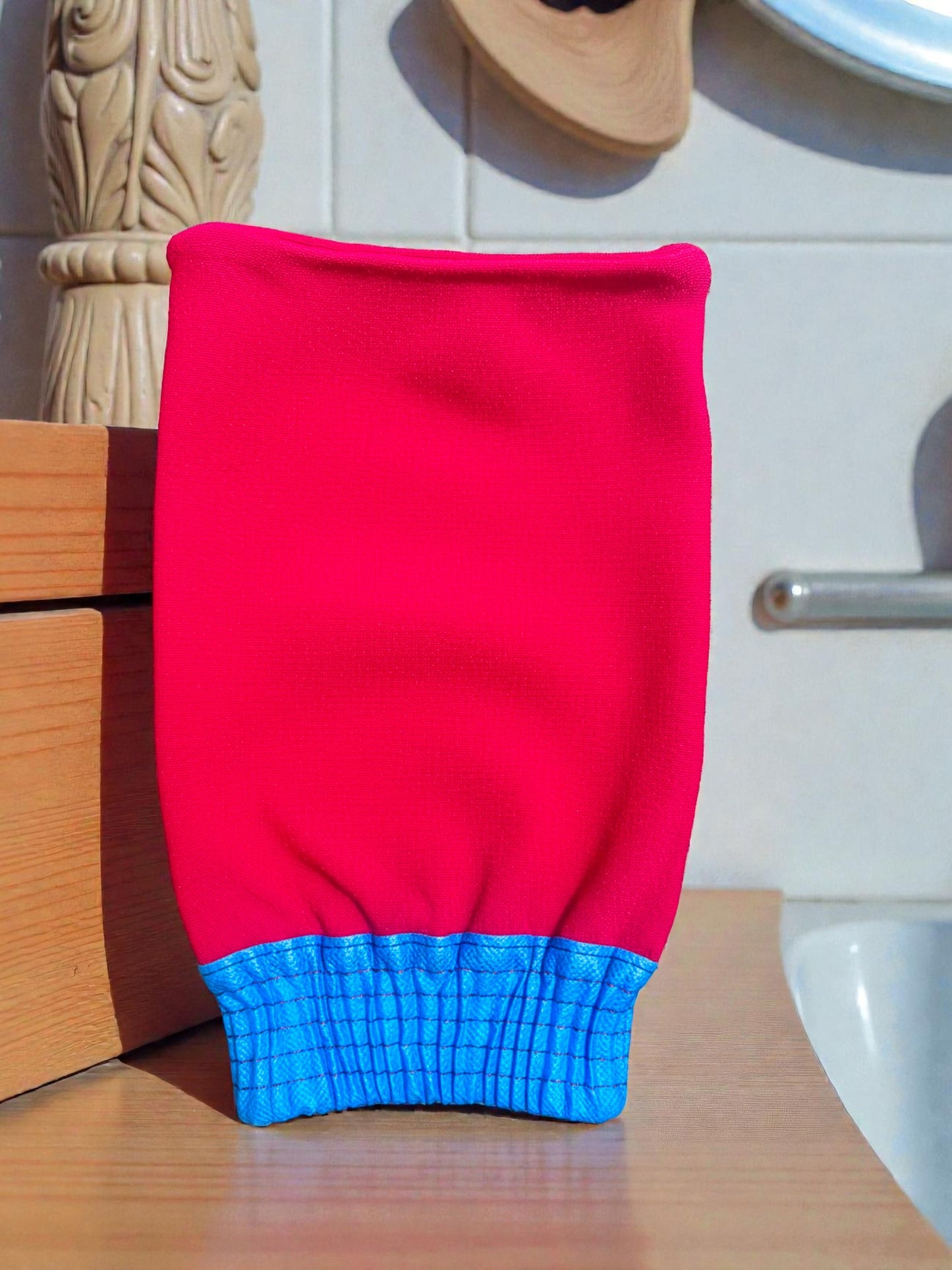 The Moroccan Exfoliating Kessa: Ruby Edition